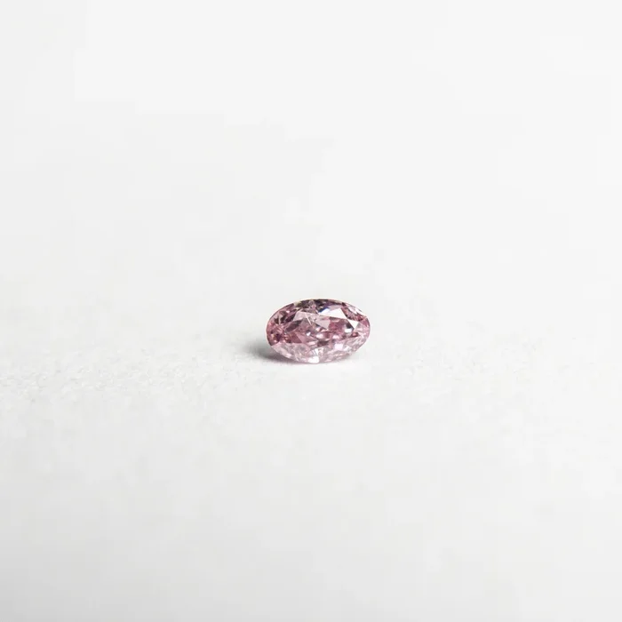 0.04ct 2.93×1.78×1.24mm Argyle Fancy Intense Purple Pink Oval Brilliant 18680-08