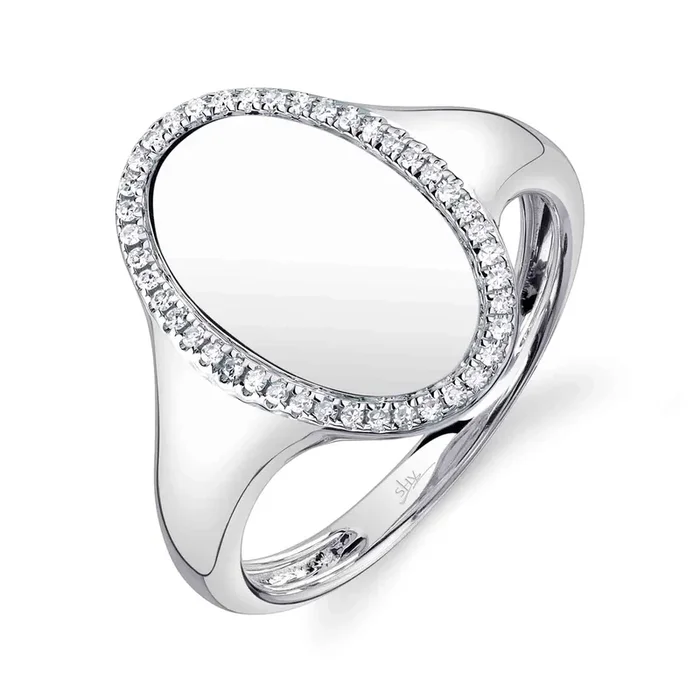0.11ctw Diamond Oval Ring