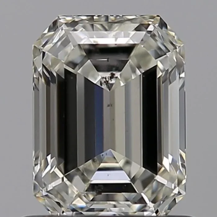 0.93 Carat Emerald Natural Diamond