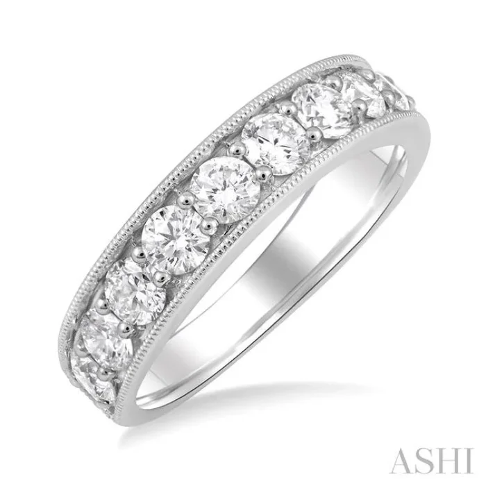 1 1/2 Ctw Round Cut Diamond Wedding Band in 14K White Gold