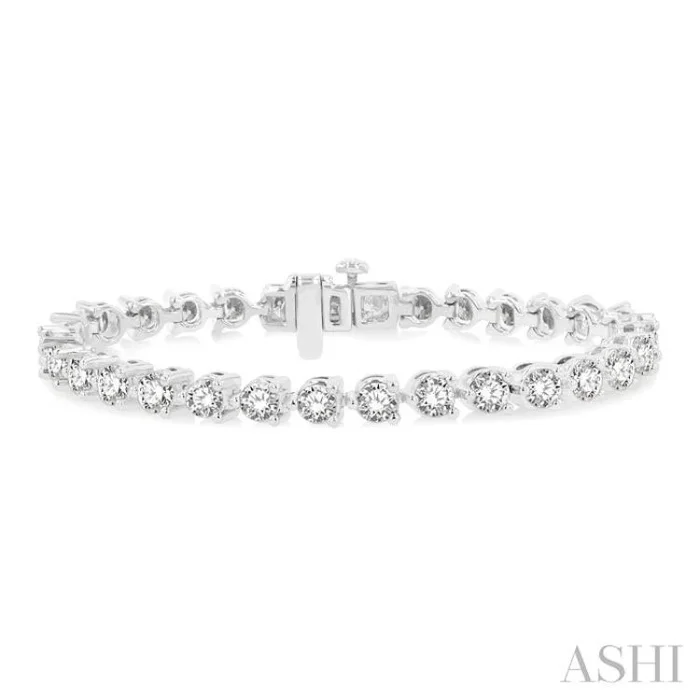 10 Ctw 3 Prong Round Cut Diamond Tennis Bracelet in 14K White Gold