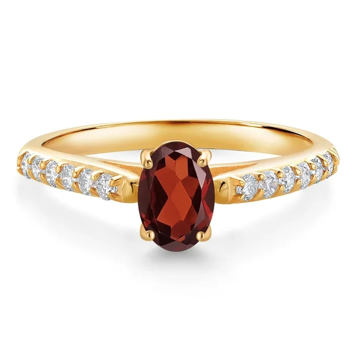 10K Yellow Gold Red Garnet and White Lab Grown Diamond Engagement Ring For Women (1.05 Cttw, Oval 7X5MM, Gemstone January Birthstone)