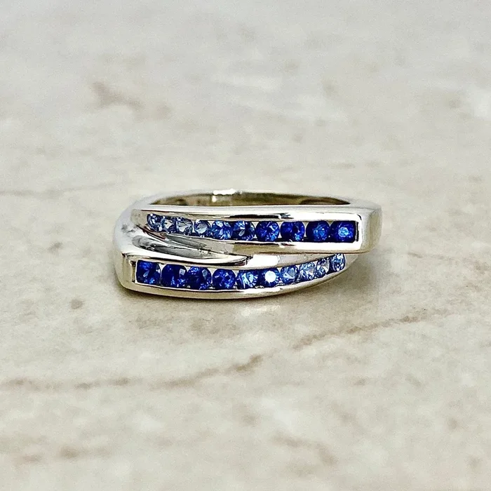 14 Karat White Gold Natural Sapphire Band Ring
