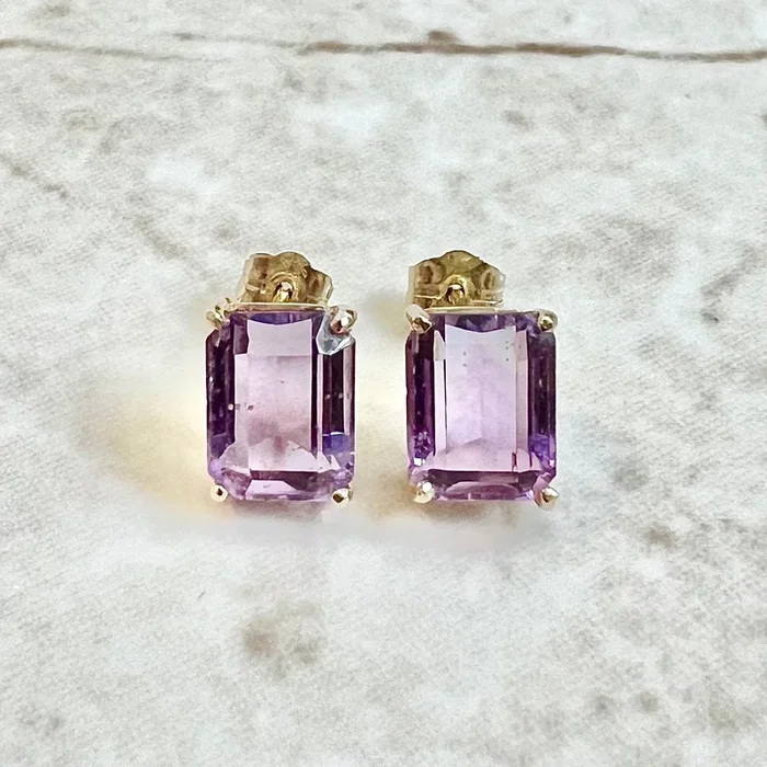 14 Karat Yellow Gold 3 Carats Emerald Cut Amethyst Stud Earrings