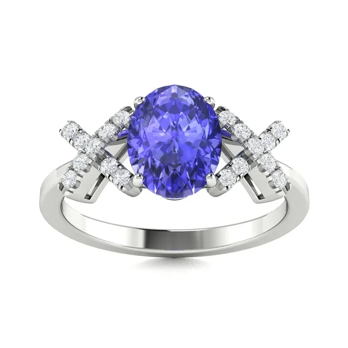 14KT Gold Tanzanite and Diamond Ring (Tanzanite 0.9 cts. White Diamond 0.04 cts.)