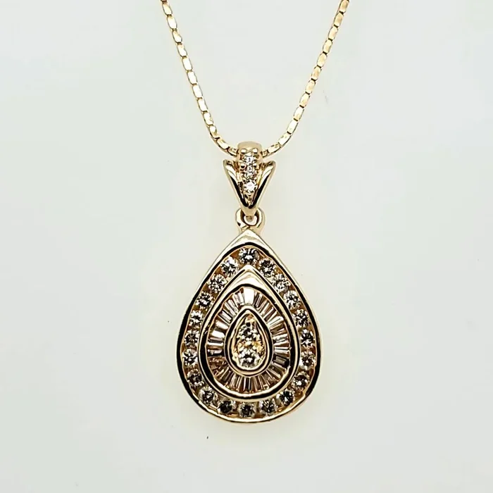 14Kt Yellow Gold 1.00 Carat Total Weight Diamond Pear Shaped Pendant