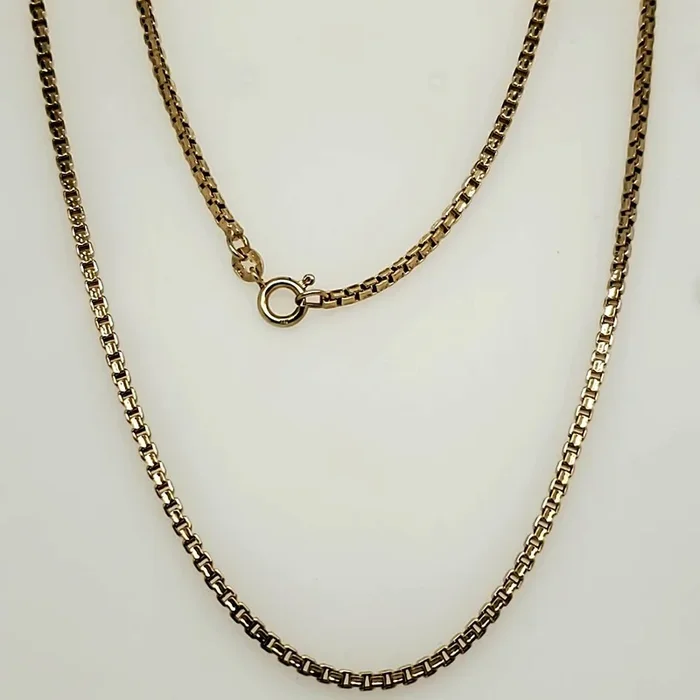 14kt Yellow Gold 28″” Box Chain