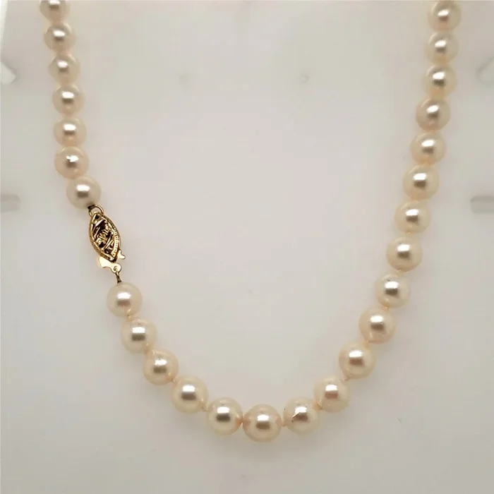 18″” long 7×6.5mm cultured Akoya pearl necklace
