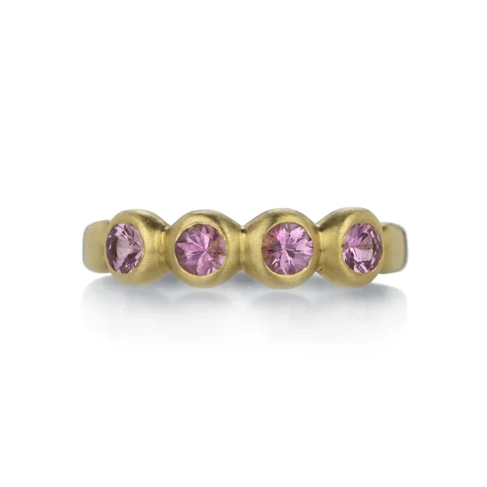 18k 3mm Pink Sapphire Porch Skimmer Band