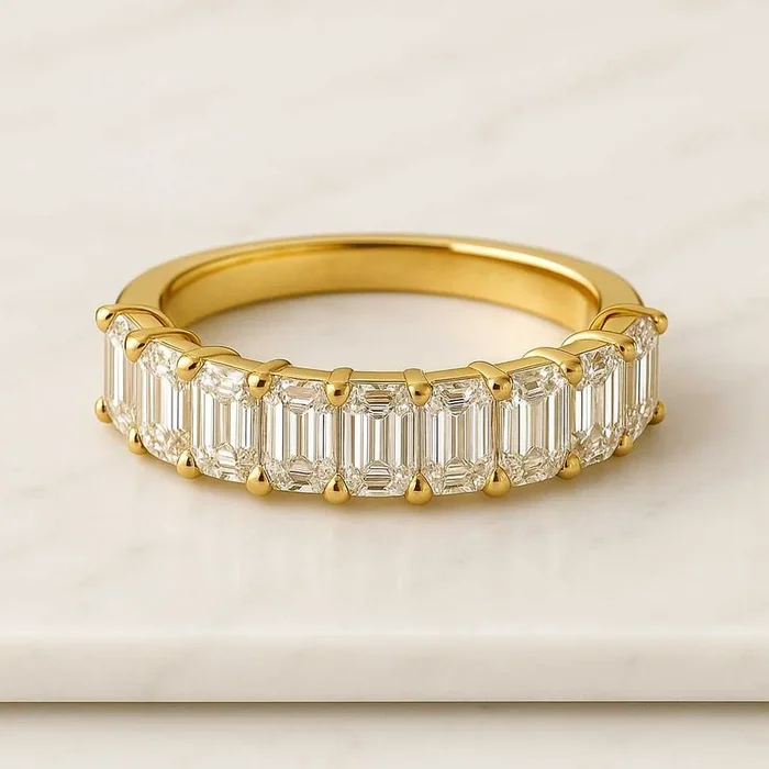 18K Gold Emerald Cut Lab Grown Diamond Wedding Rings For Women