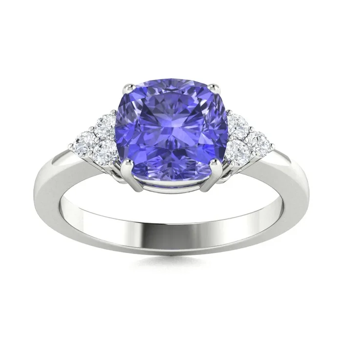 18KT Gold Tanzanite and Diamond Ring (Tanzanite 2.5 cts. White Diamond 0.16 cts.)