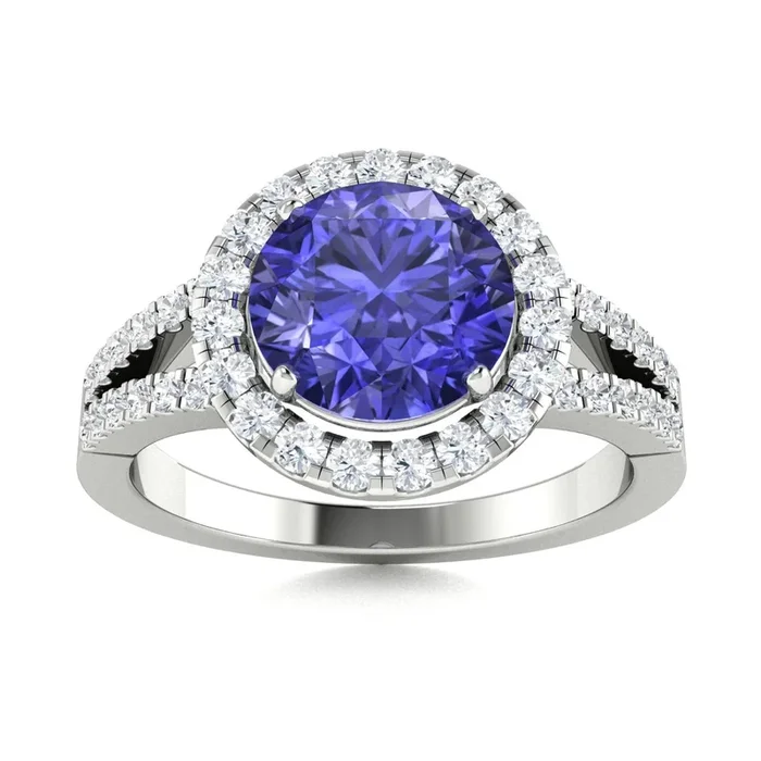 18KT Gold Tanzanite and Diamond Ring (Tanzanite 4.26 cts. White Diamond 0.67 cts.)