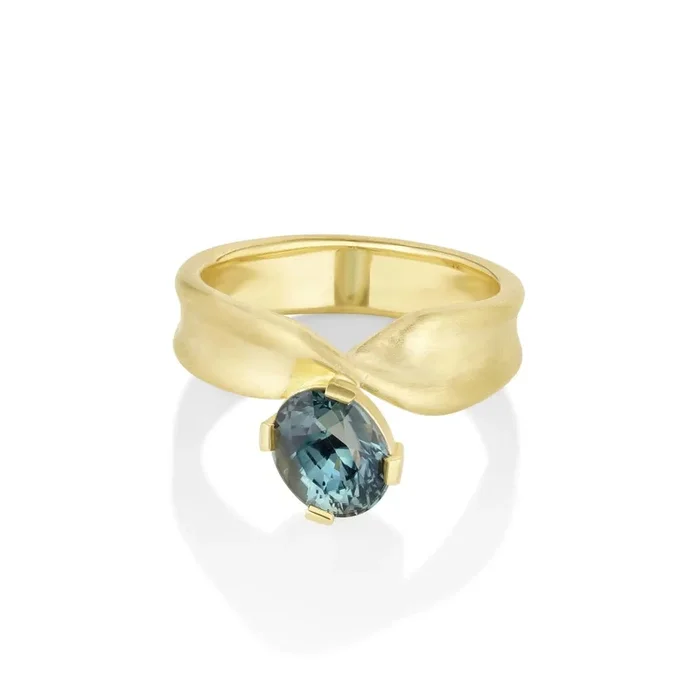 2.07ct Teal Oval Sapphire Twist Ring