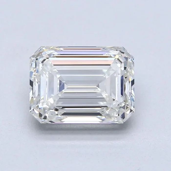 2.5 Carat Emerald Natural Diamond