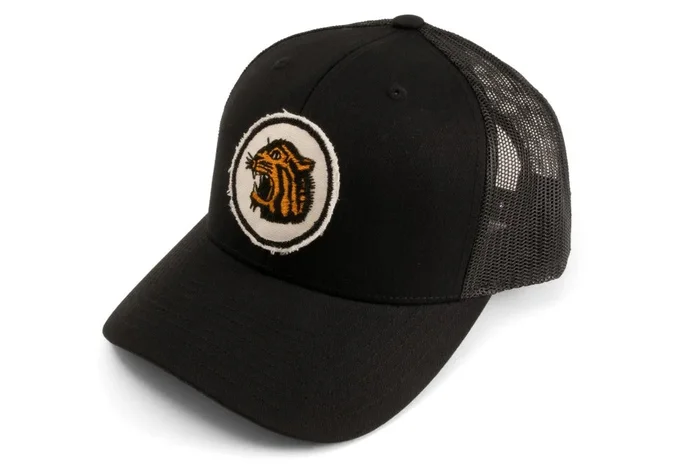 #225 – Basecap Trucker Cap Tiger