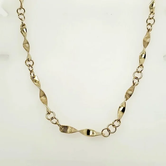 28″” 14kt Yellow Gold Fancy Alternating Link Necklace