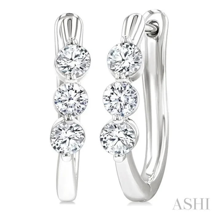 3/4 Ctw 3-Stone Round Cut Diamond Fashion Hoop Earring in 14K White Gold