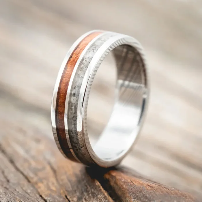 “DYAD” – REDWOOD AND GRANITE WEDDING BAND – DAMASCUS STEEL (6MM) – SIZE 8 1/4