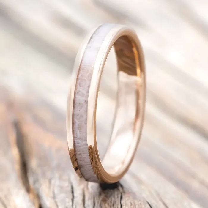 “ETERNA” – STACKING BAND WITH A CUSTOM WEDDING DRESS INLAY