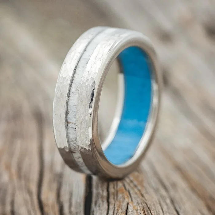 “VERTIGO” – ANTLER WEDDING RING FEATURING A HAMMERED & TURQUOISE LINED BAND