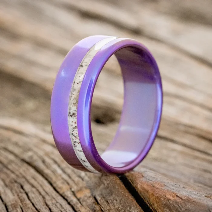 “VERTIGO” – FIRE-TREATED TITANIUM WEDDING BAND WITH ANTLER INLAY