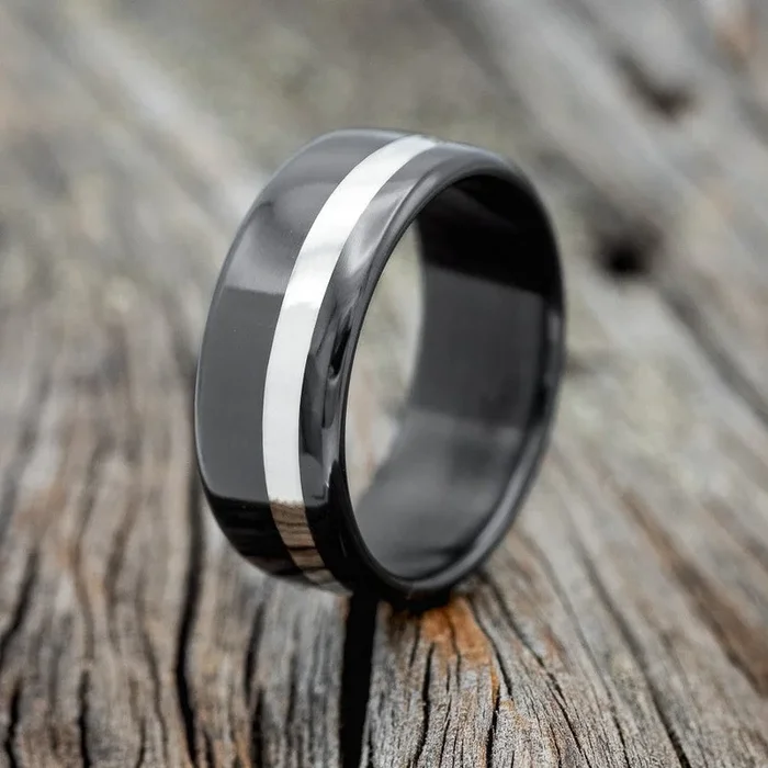 “VERTIGO” – SILVER INLAY WEDDING RING