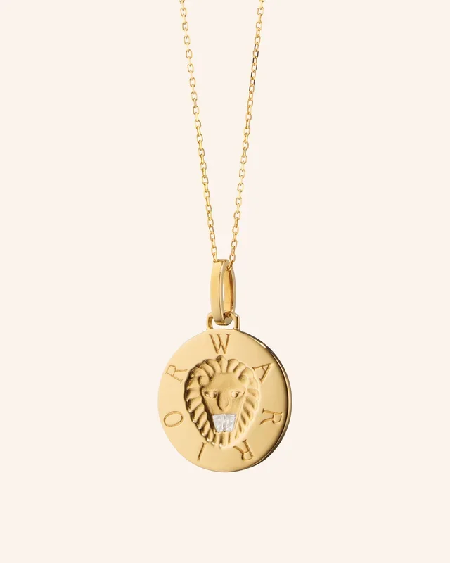 “Warrior” Lion Intaglio Necklace with Baguette Diamond
