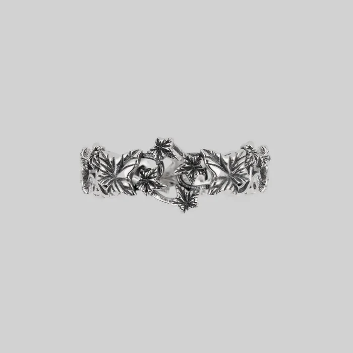 AELF. Climbing Ivy Band Ring – Silver