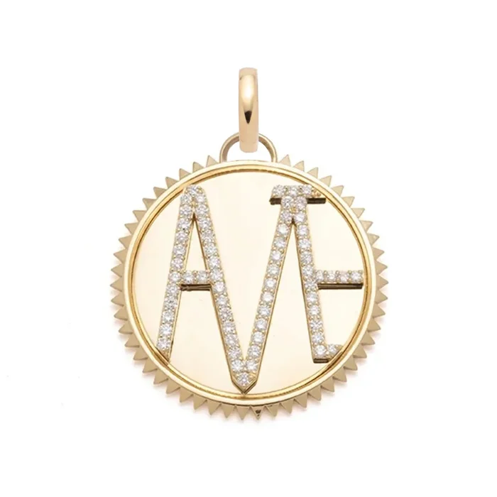 Amate Large Specialty Medallion : in Yellow Gold with Diamonds and an Annex Link