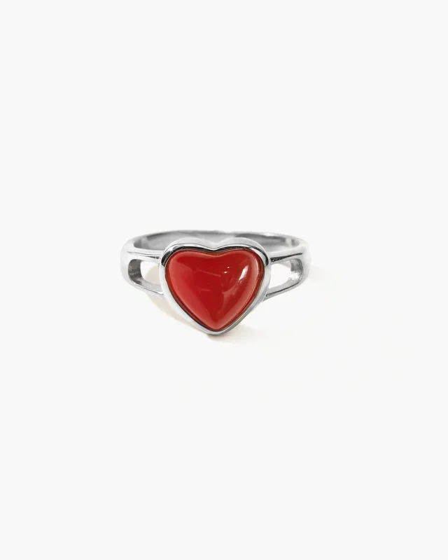Anillo de corazón Carnelian en plata