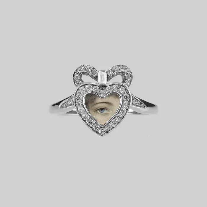 ANONYMITY. Lover’s Eye & Cubic Zirconia Heart Ring – Silver