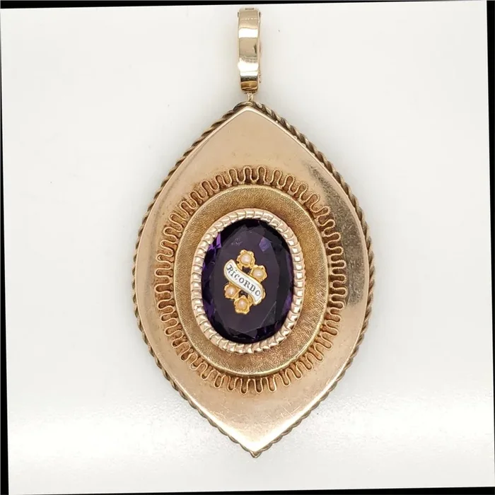 Antique Victorian 14Kt Yellow Gold Memorium Locket Pendant