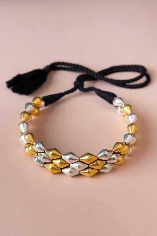 Anvaya Three Layer Dholki Dual Tone Pochi