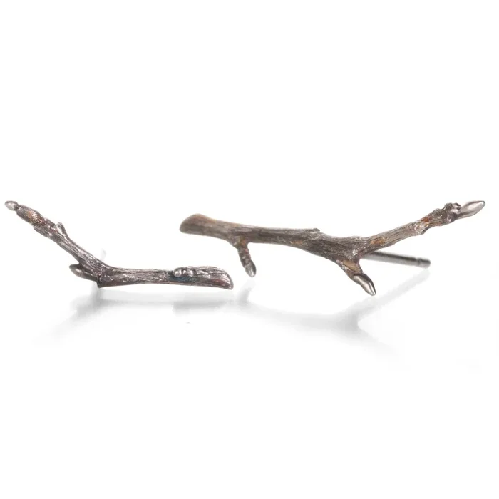 Asymmetrical Branch Studs
