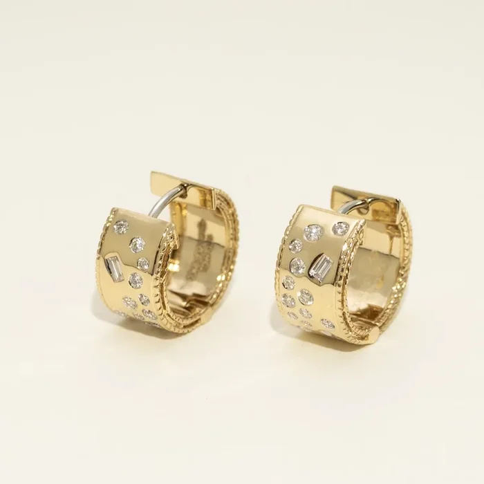 Baguette and Round Diamond Hoop Earrings in 14kt Yellow Gold (1/2ct tw)