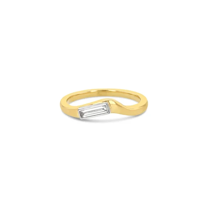 Baguette Diamond Wave Band