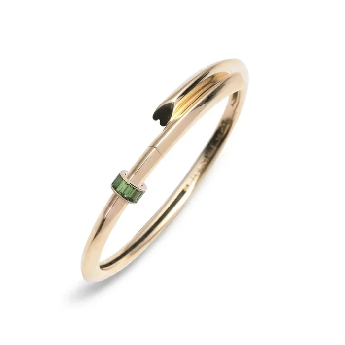 Baguette Tsavorite – Love : Heart Beat Strong Heart Bangle