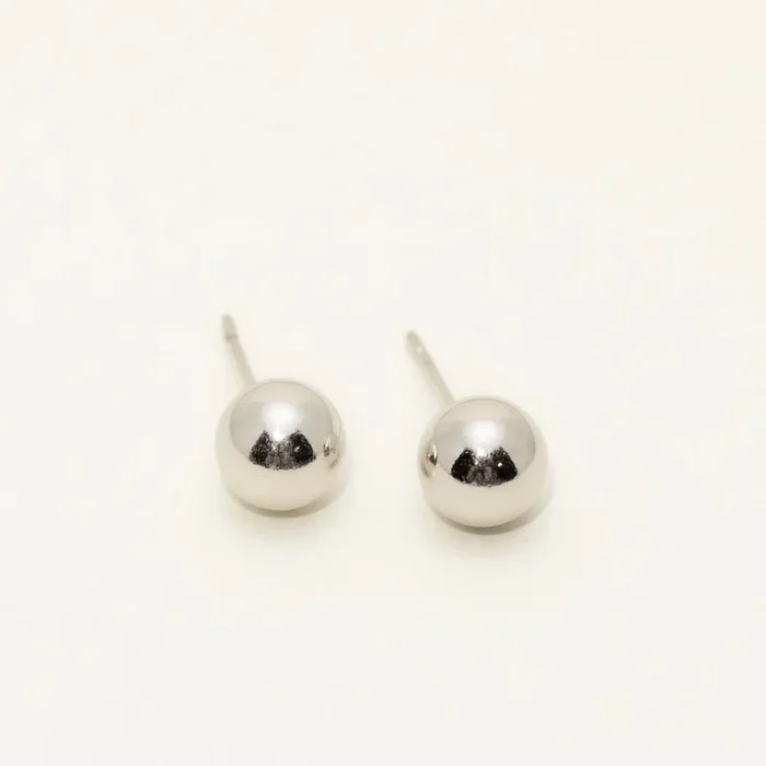 Ball Stud Earring in Sterling Silver (7mm)