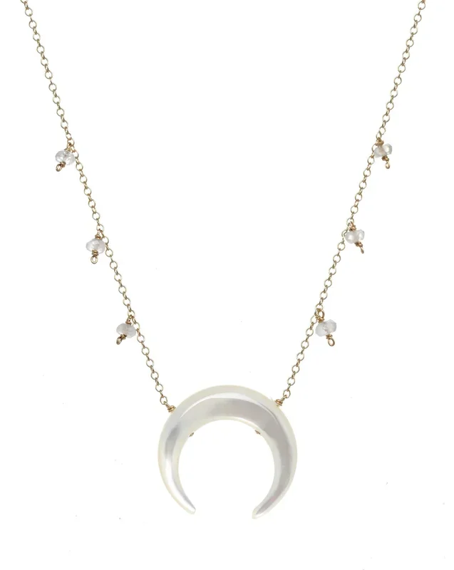 Baque Moon Necklace
