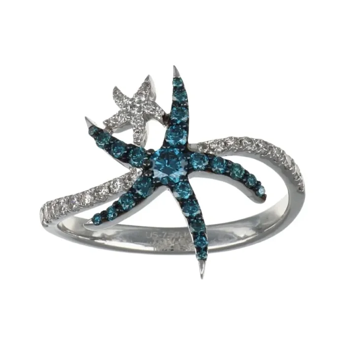 Blue Diamond Ring (Blue Diamond 0.34 cts. White Diamond 0.25 cts.)
