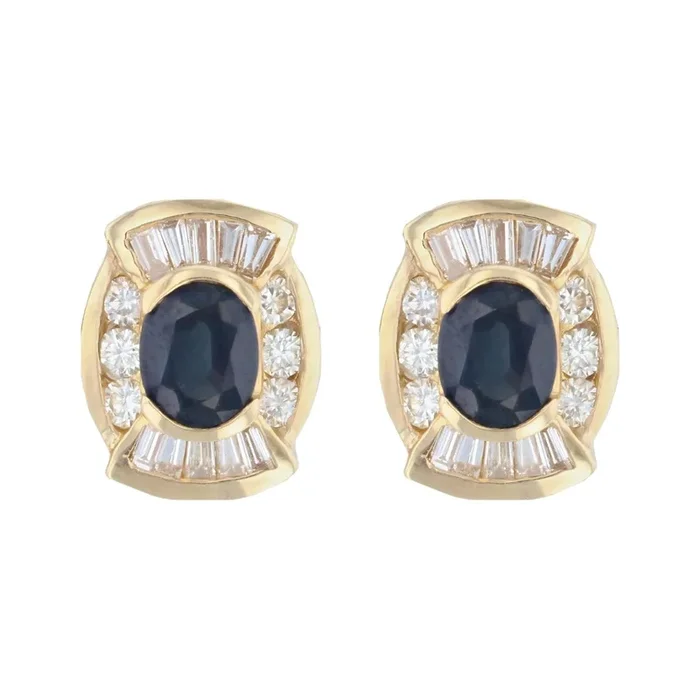 Blue Sapphire Earrings (Blue Sapphire 3.6 cts. White Diamond 1.8 cts.)