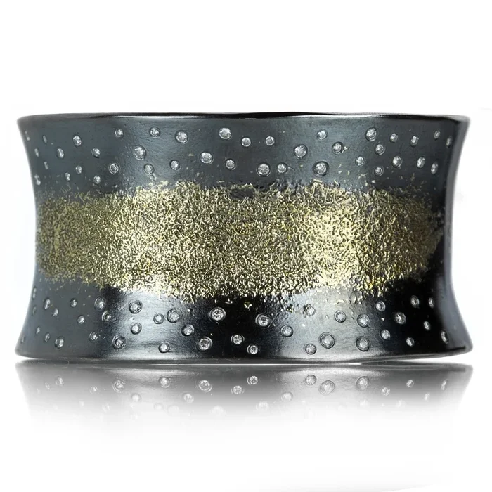 Breezy Bop Cuff