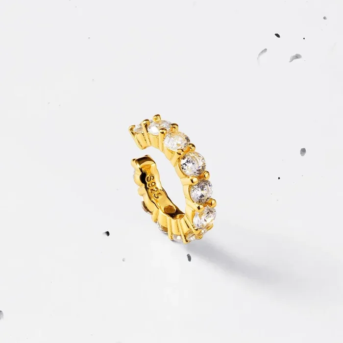 Brilliant Round Ear Cuff