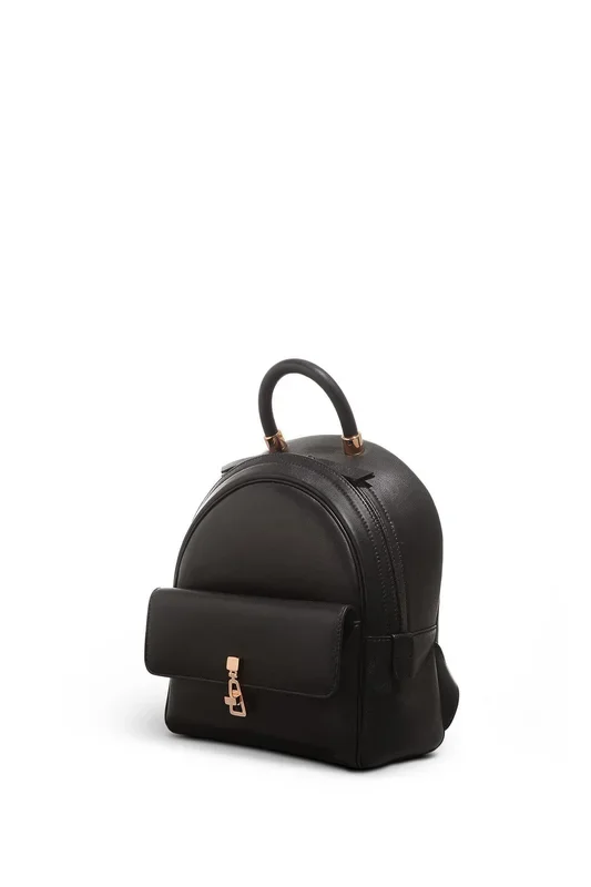 ブラックナッパレザーのミニビリーバックパック