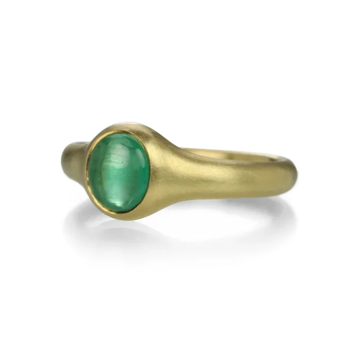 Cat’s Eye Emerald Ring