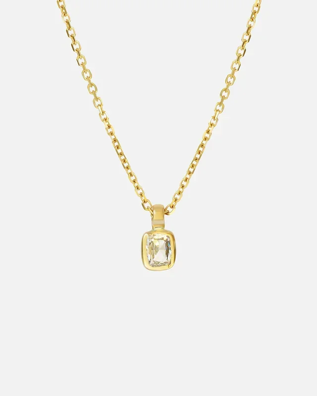 Cati / Cushion Cut Diamond Pendant