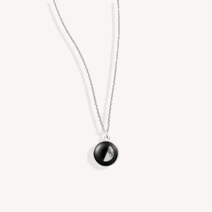 Charmed Simplicity Unisex Necklace