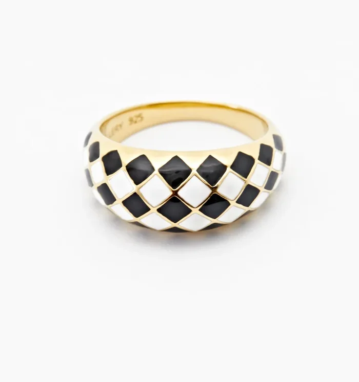 Checker Ring – Black And White