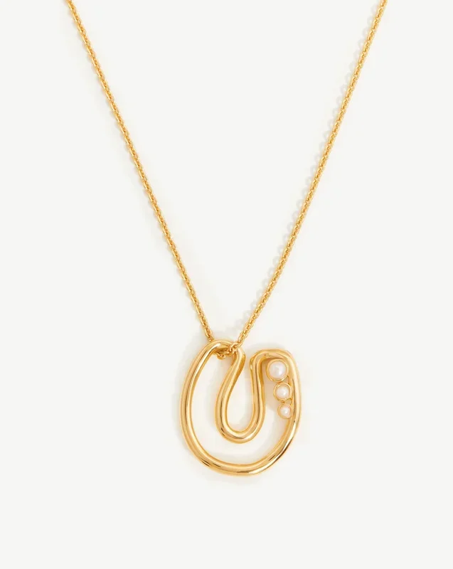 Chubby Pearl Initial Pendant Necklace – Initial U | 18k Gold Vermeil/Pearl