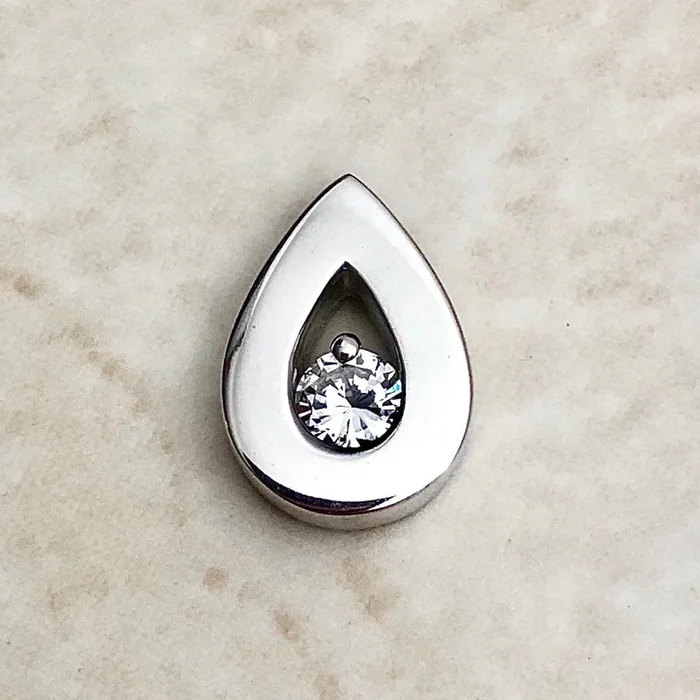 Colgante solitario de diamantes de 0,30 quilates y oro blanco de 14 quilates
